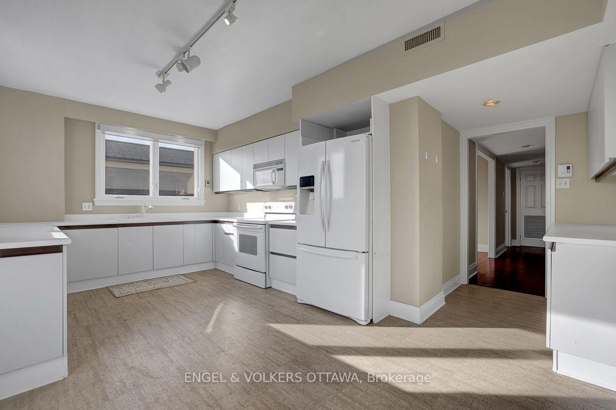 Photo 11 of Unit 403, 21 Durham Private, Ottawa, Lindenlea — HOMEH