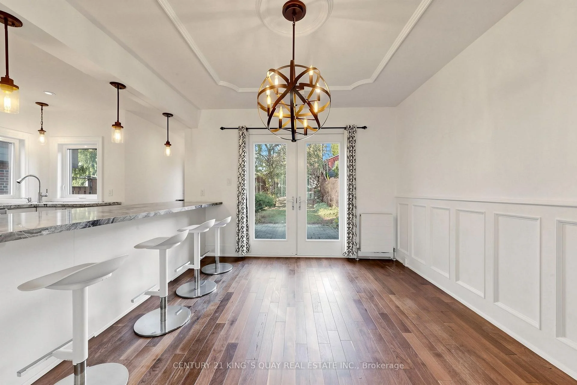Photo 9 of 32 Crestview Drive, Toronto, Lawrence Park South — HOMEH