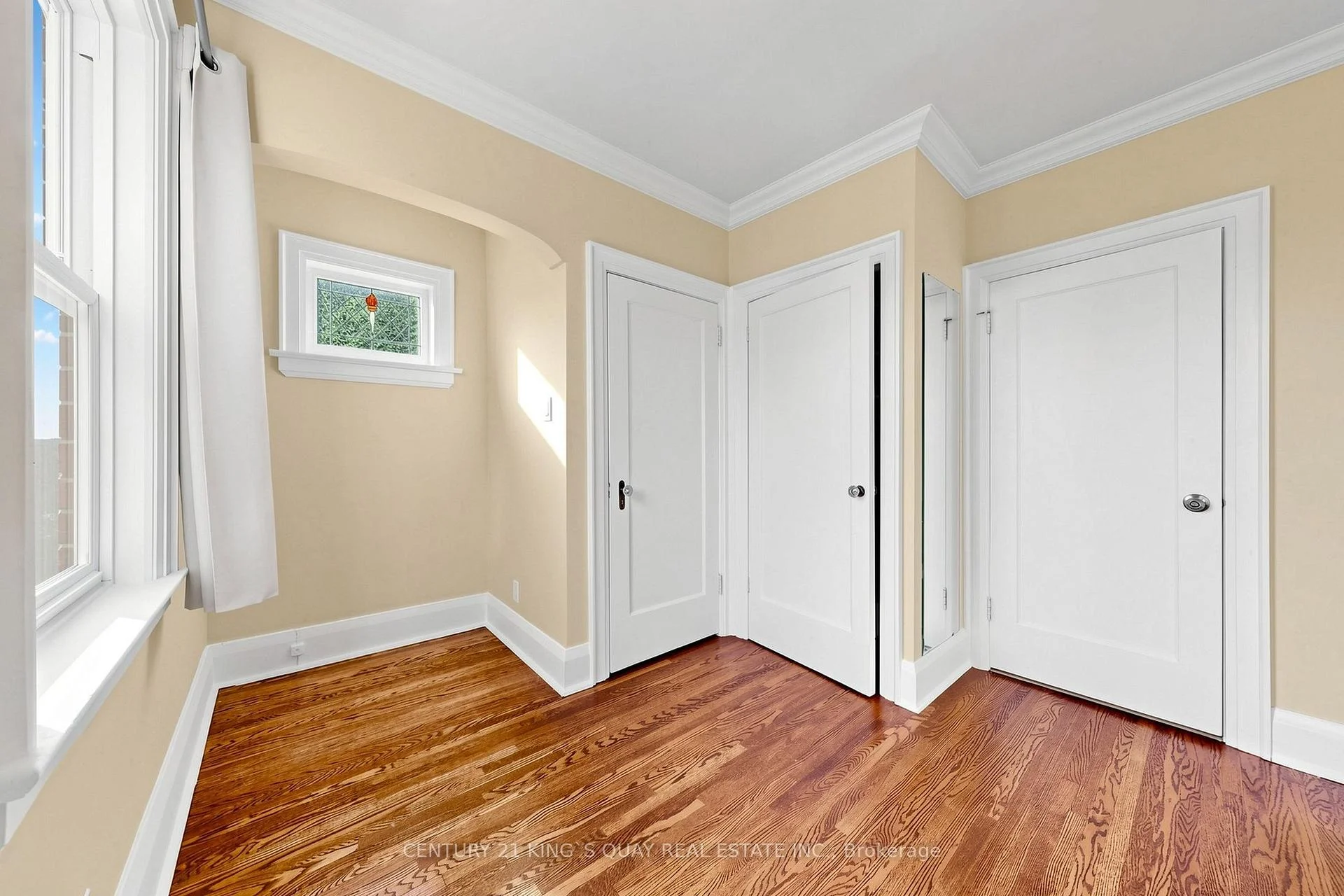 Photo 21 of 32 Crestview Drive, Toronto, Lawrence Park South — HOMEH