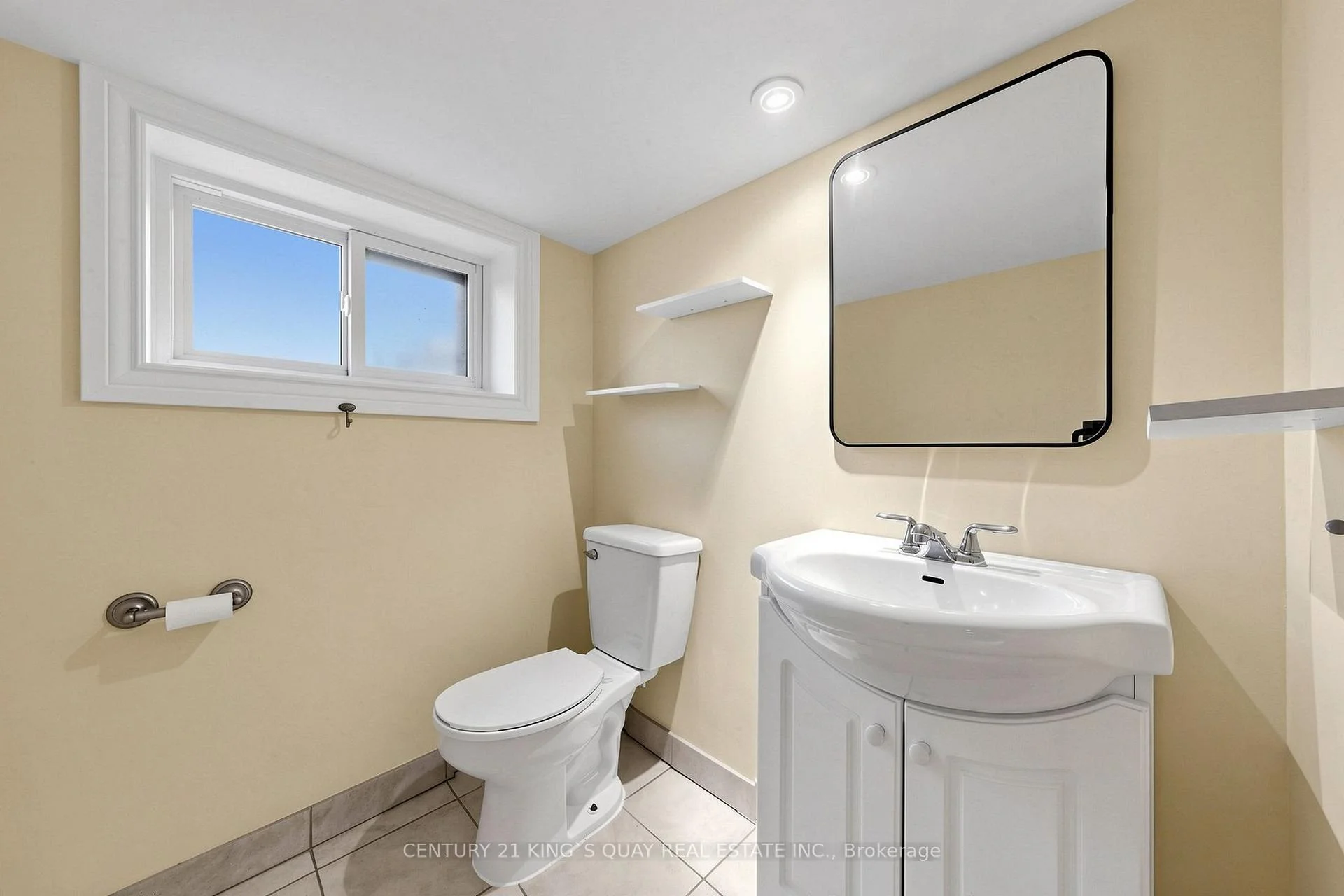 Photo 42 of 32 Crestview Drive, Toronto, Lawrence Park South — HOMEH