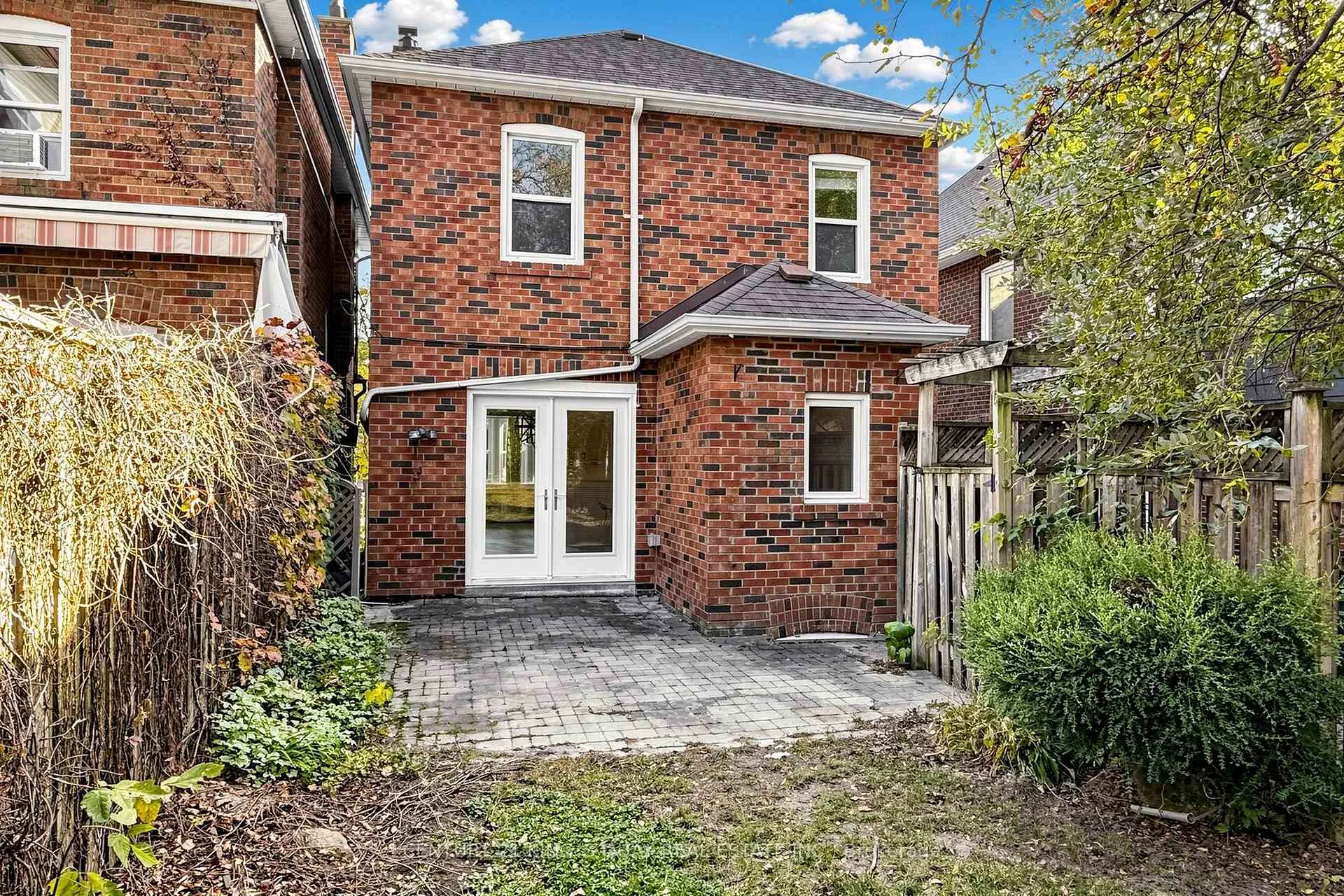Photo 44 of 32 Crestview Drive, Toronto, Lawrence Park South — HOMEH