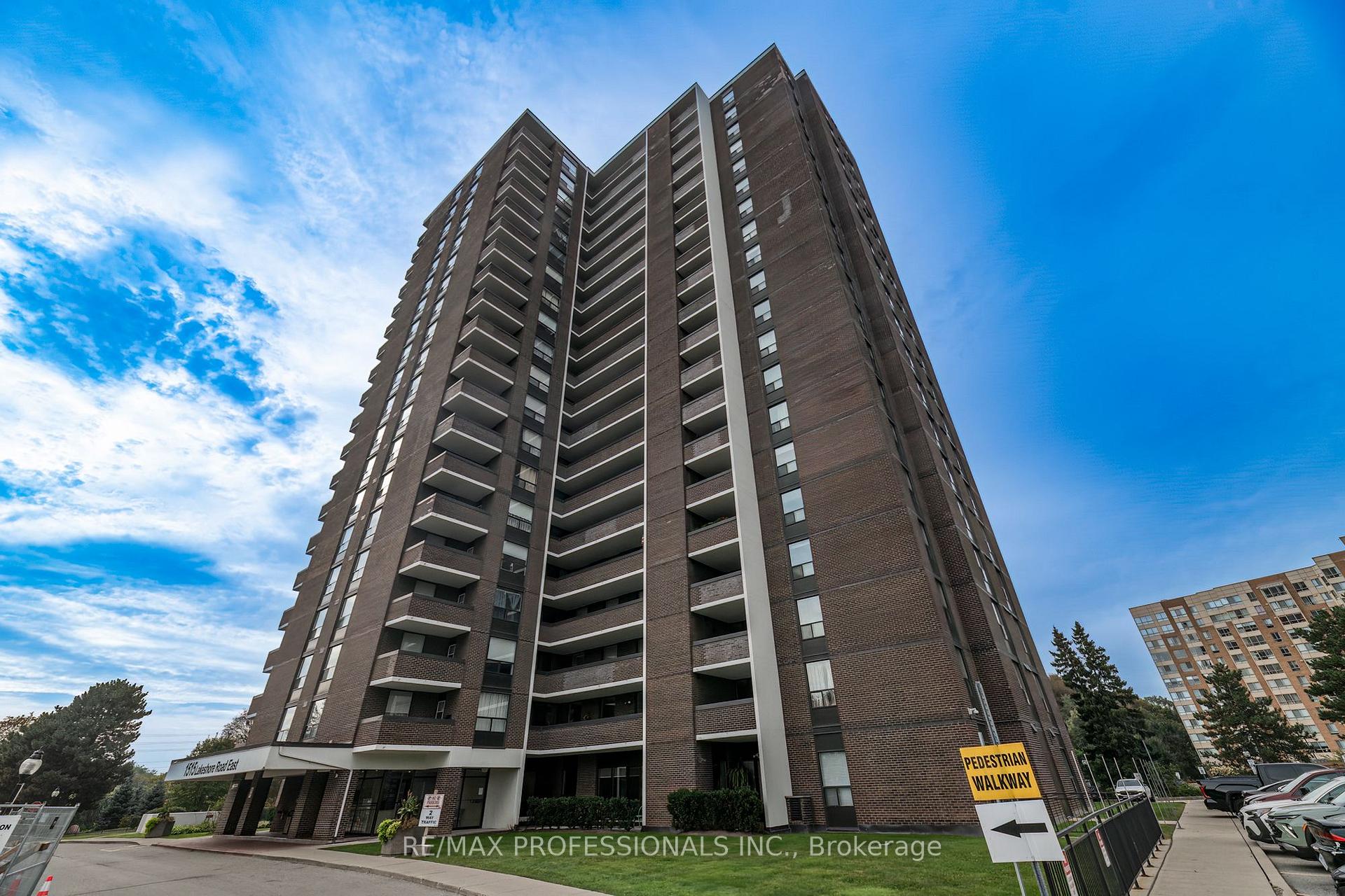 Photo of Unit 708, 1515 Lakeshore Road
