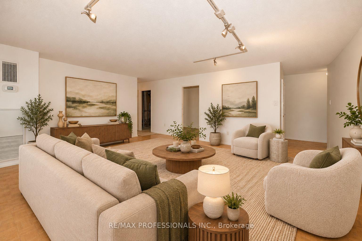 Photo 5 of Unit 708, 1515 Lakeshore Road, Mississauga, Lakeview — HOMEH