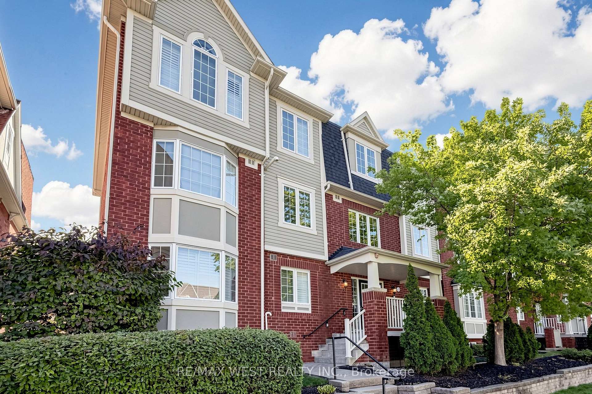 Photo of Unit 1, 608 Shoreline Drive