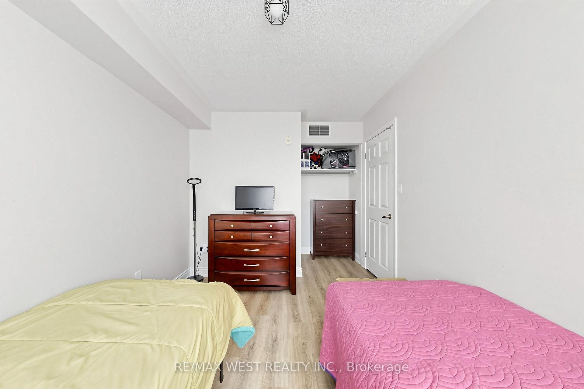 Photo 32 of Unit 1, 608 Shoreline Drive, Mississauga, Cooksville — HOMEH