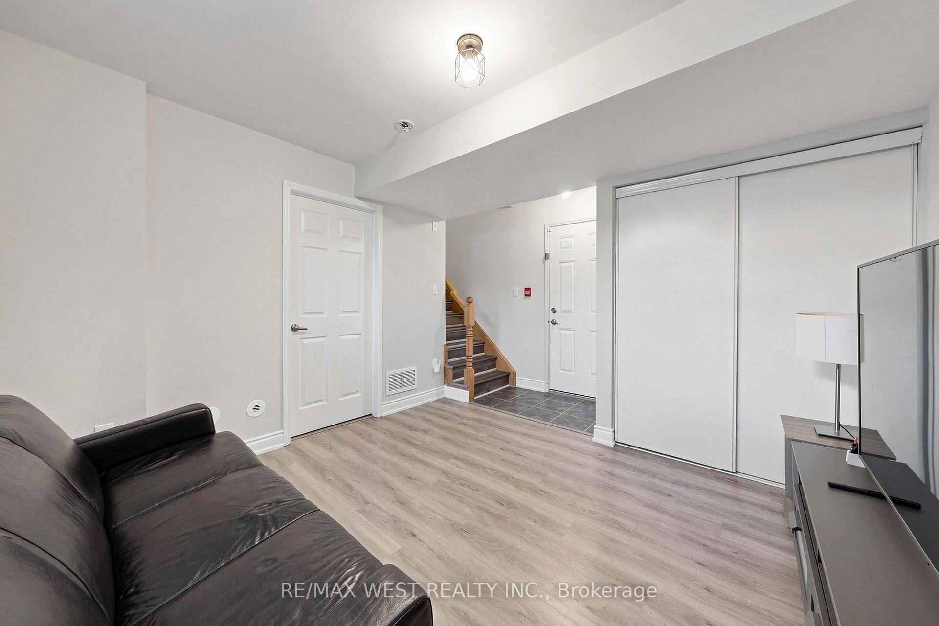 Photo 40 of Unit 1, 608 Shoreline Drive, Mississauga, Cooksville — HOMEH