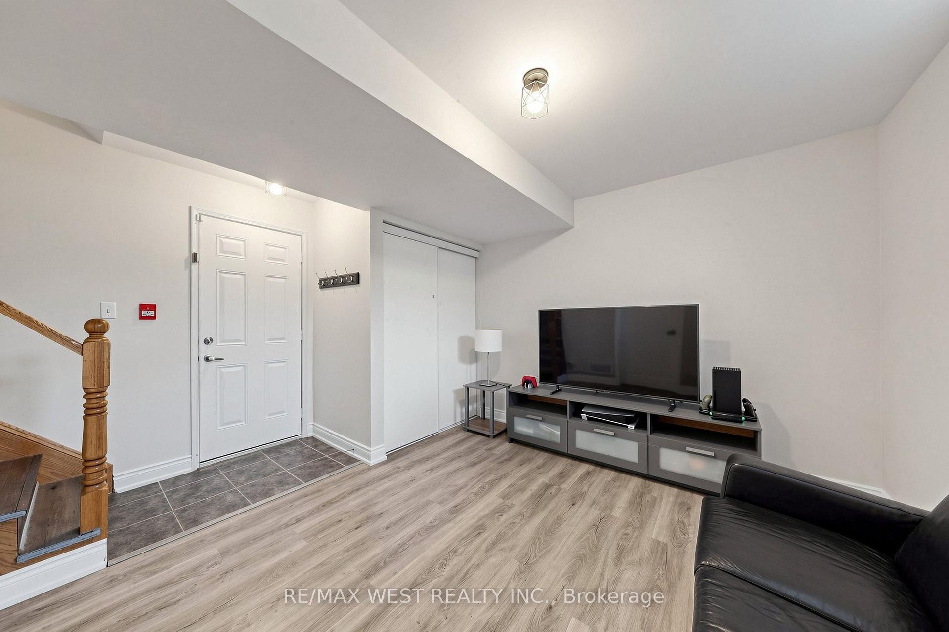 Photo 41 of Unit 1, 608 Shoreline Drive, Mississauga, Cooksville — HOMEH