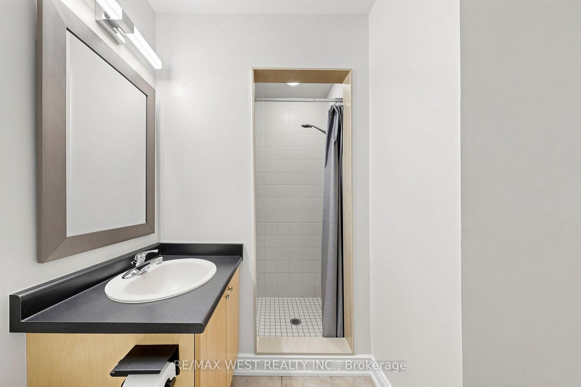 Photo 43 of Unit 1, 608 Shoreline Drive, Mississauga, Cooksville — HOMEH