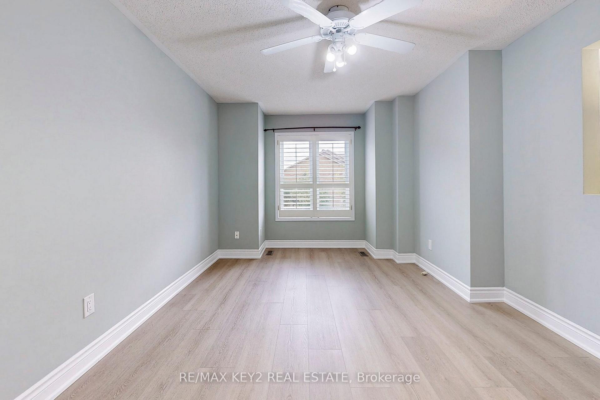Photo 7 of 139 Kelso Crescent, Vaughan, Maple — HOMEH