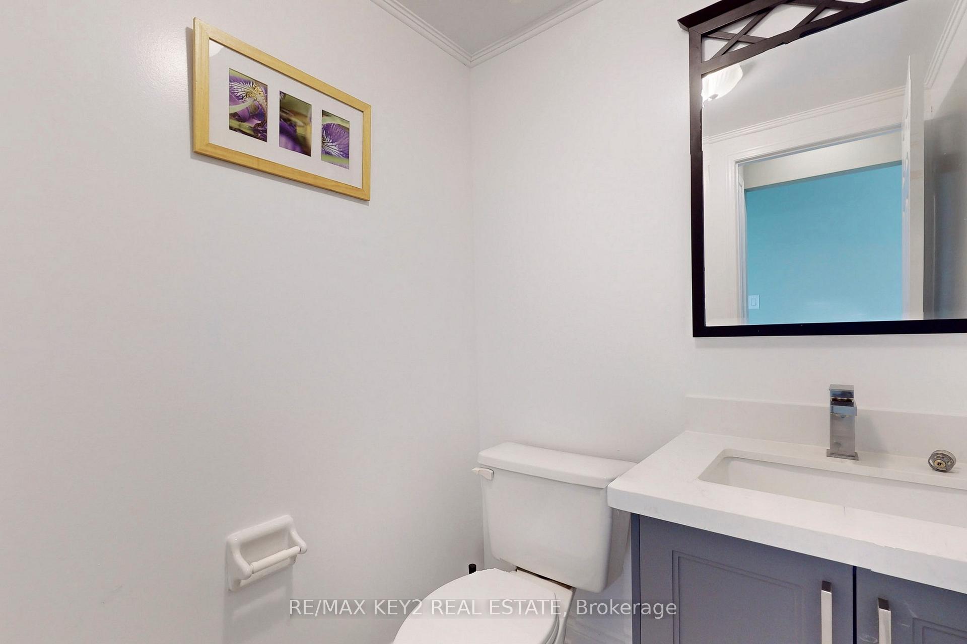 Photo 9 of 139 Kelso Crescent, Vaughan, Maple — HOMEH