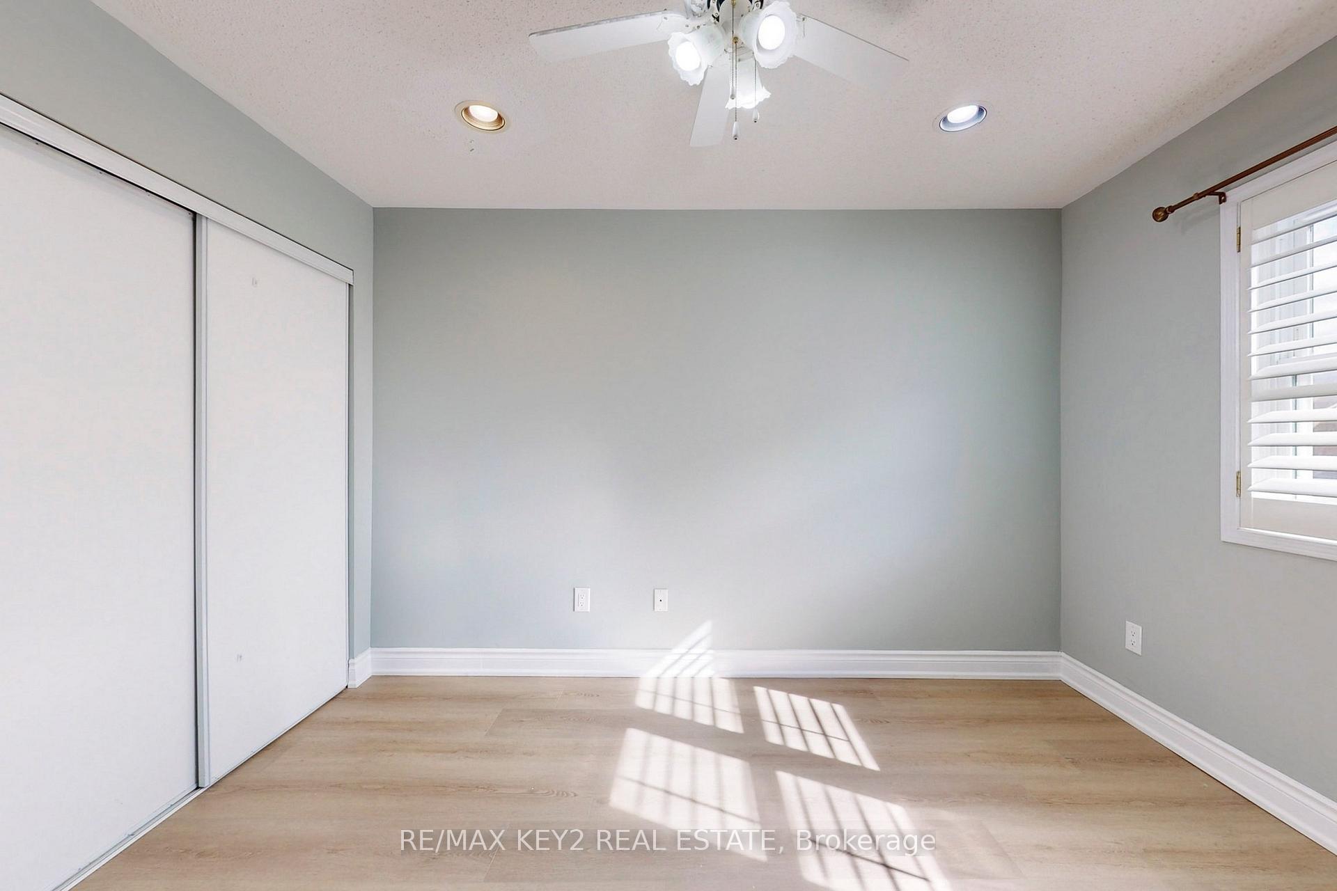 Photo 11 of 139 Kelso Crescent, Vaughan, Maple — HOMEH