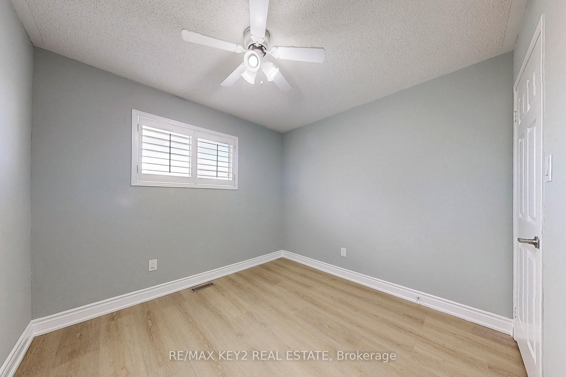 Photo 12 of 139 Kelso Crescent, Vaughan, Maple — HOMEH