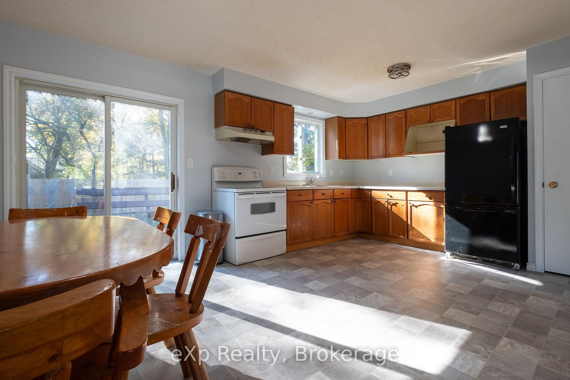 Photo 8 of 745 7th Street A, Owen Sound — HOMEH