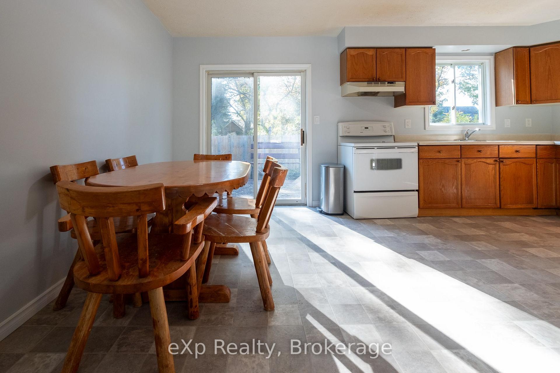 Photo 11 of 745 7th Street A, Owen Sound — HOMEH