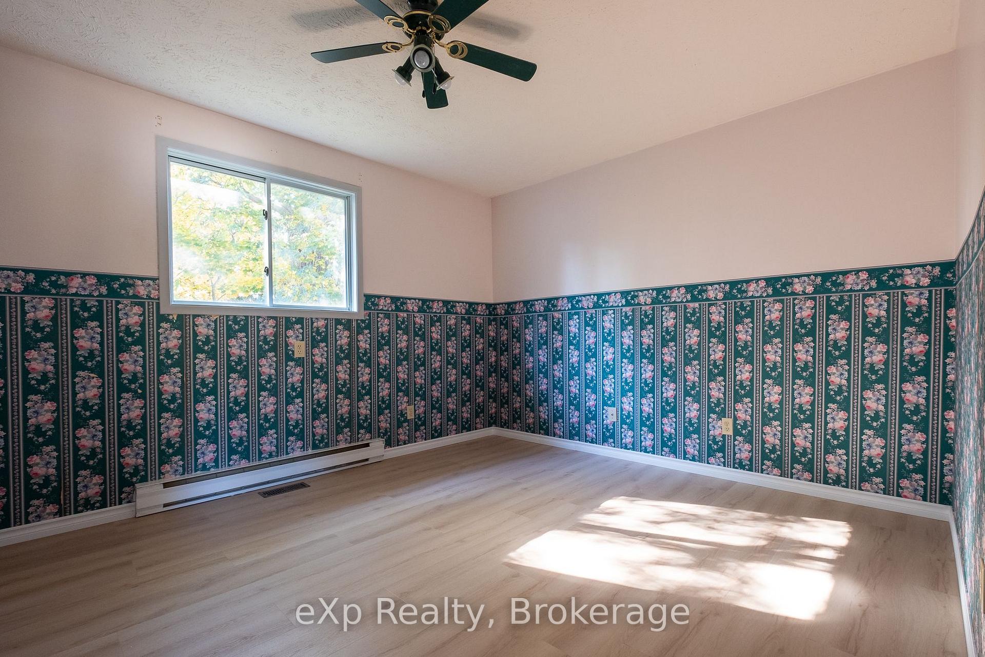 Photo 12 of 745 7th Street A, Owen Sound — HOMEH