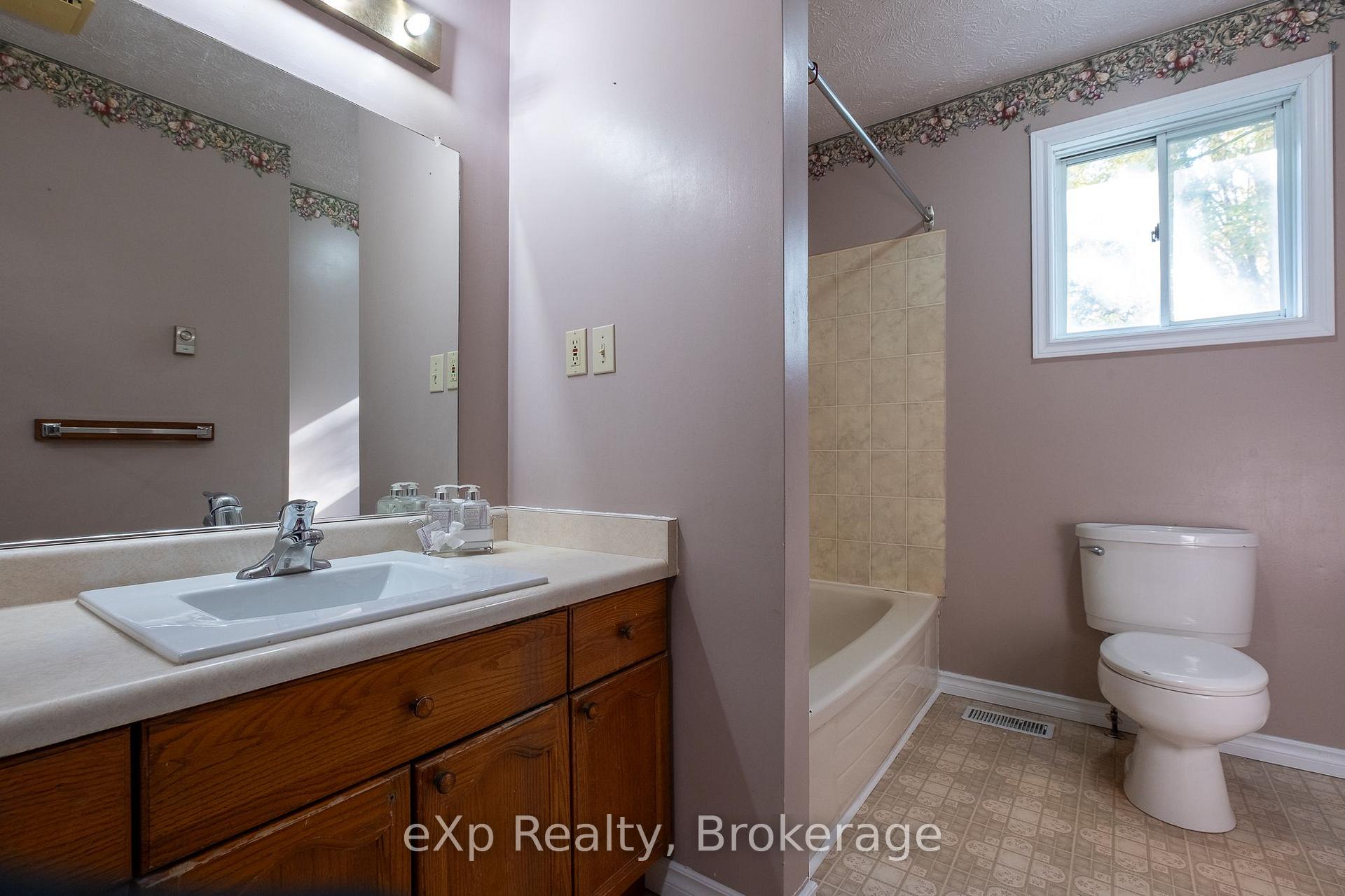 Photo 15 of 745 7th Street A, Owen Sound — HOMEH