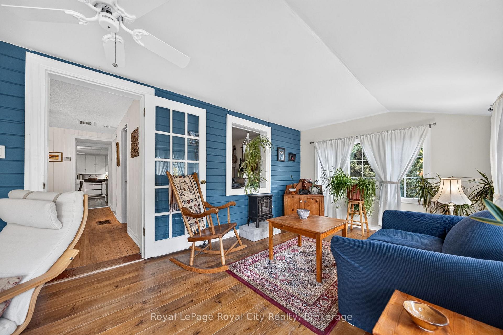 Photo 26 of 601 St Andrew Street E, Centre Wellington, Fergus — HOMEH