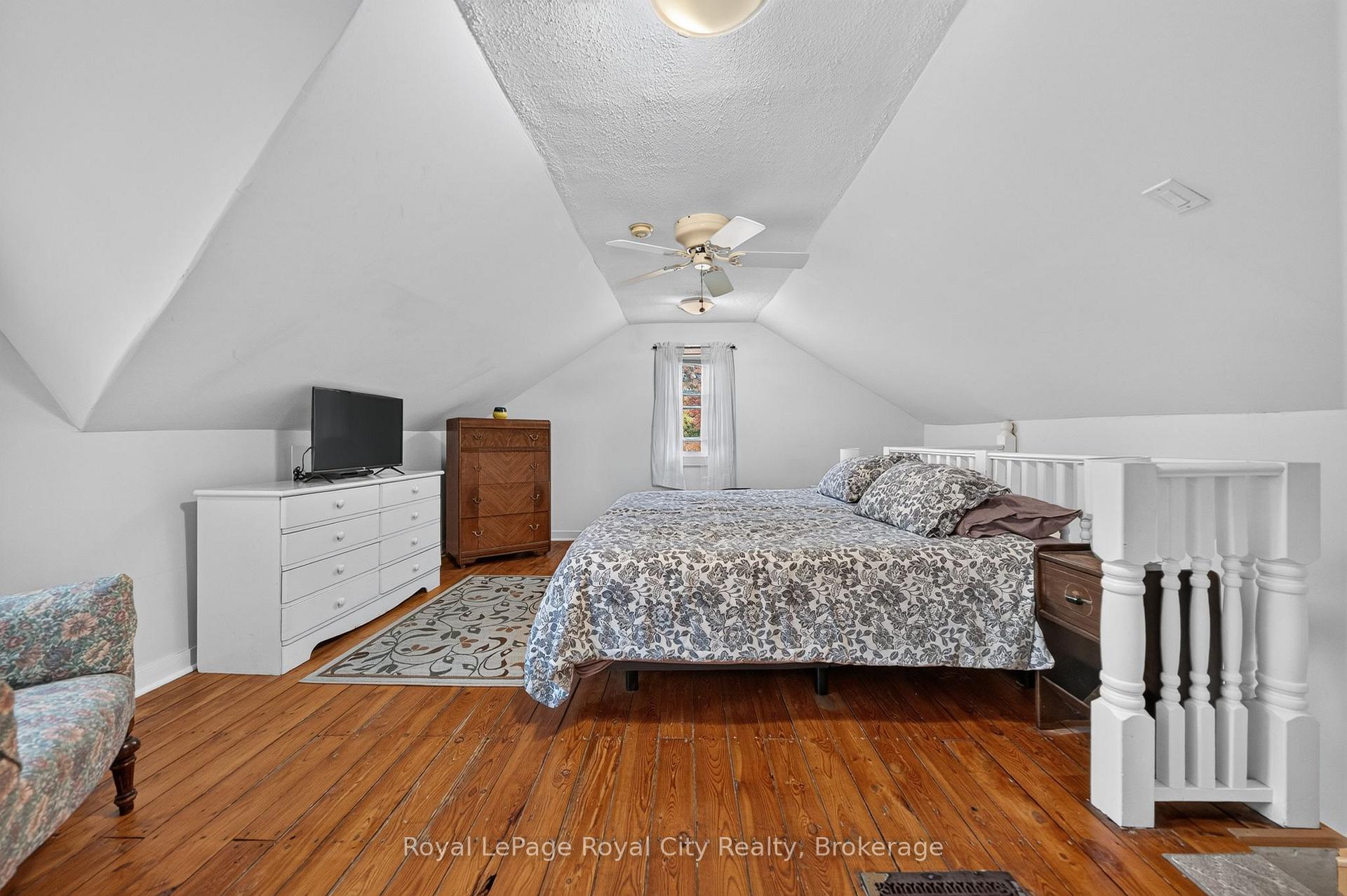 Photo 30 of 601 St Andrew Street E, Centre Wellington, Fergus — HOMEH