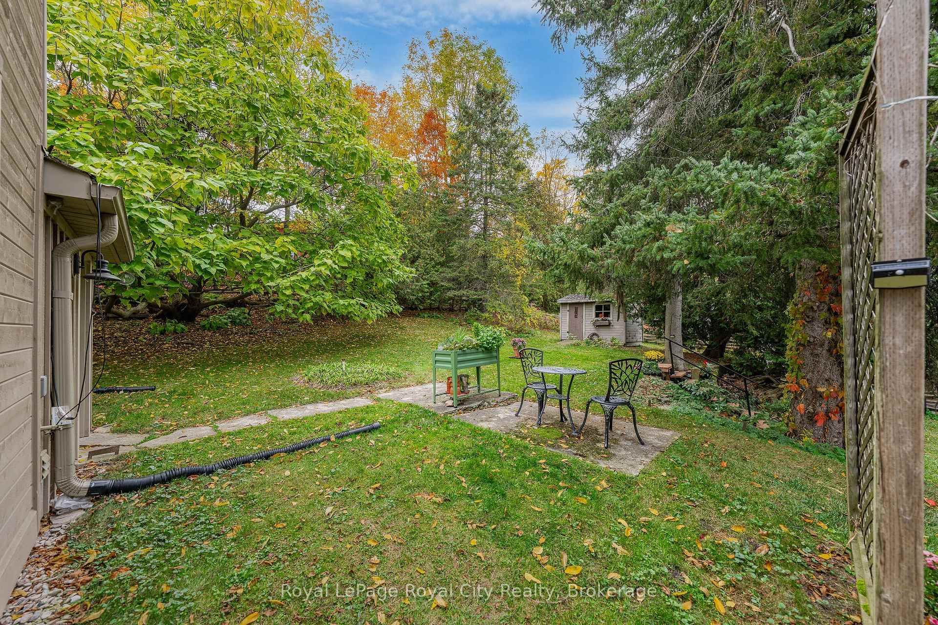 Photo 38 of 601 St Andrew Street E, Centre Wellington, Fergus — HOMEH