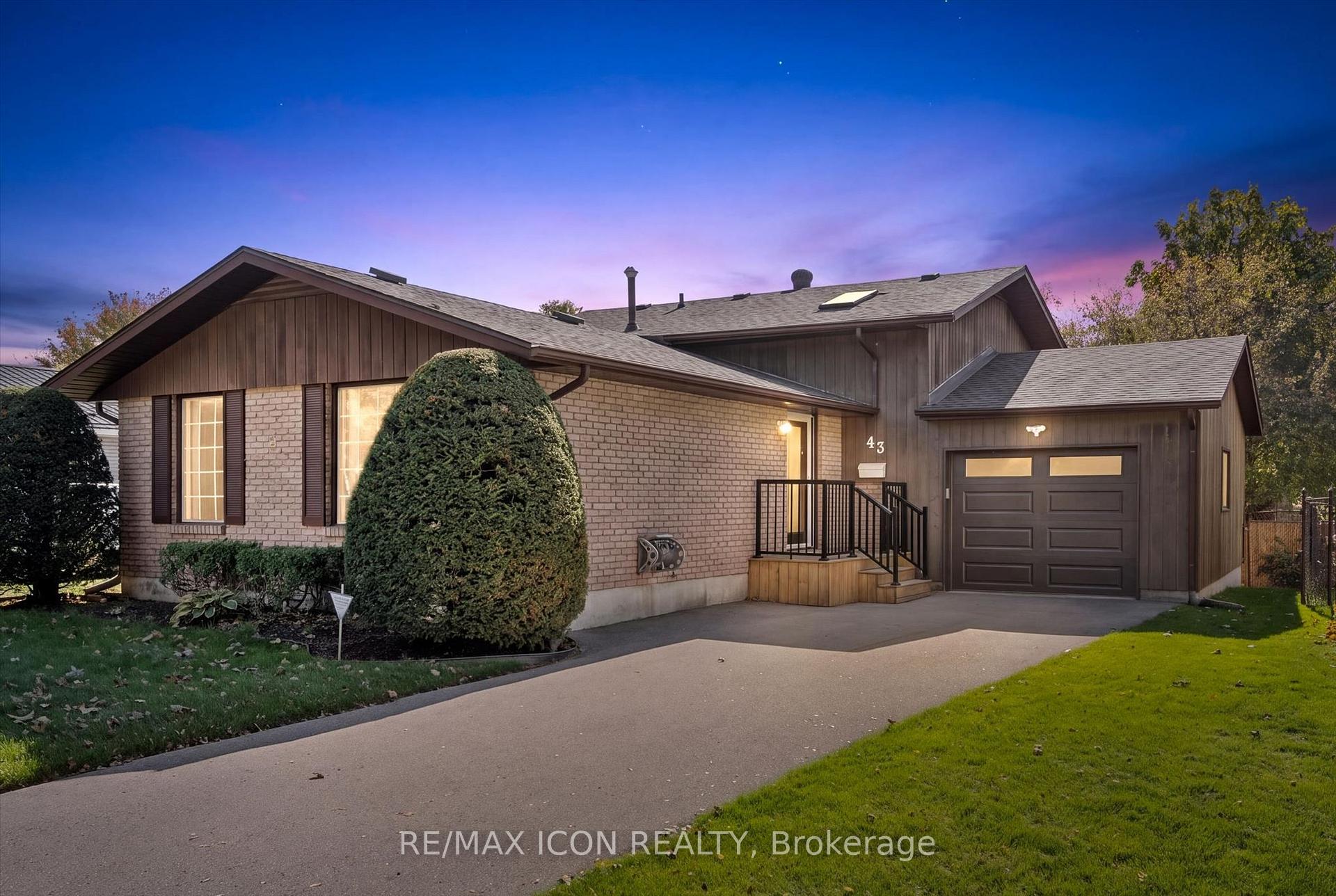 Photo 1 of 43 Lewis Crescent, Kitchener, Centreville Chicopee — HOMEH