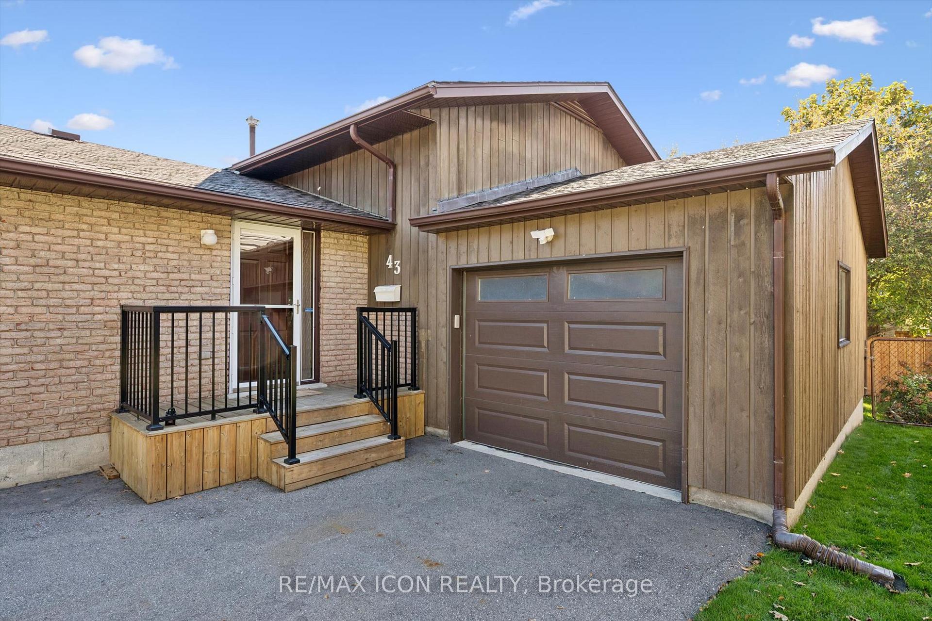 Photo 4 of 43 Lewis Crescent, Kitchener, Centreville Chicopee — HOMEH