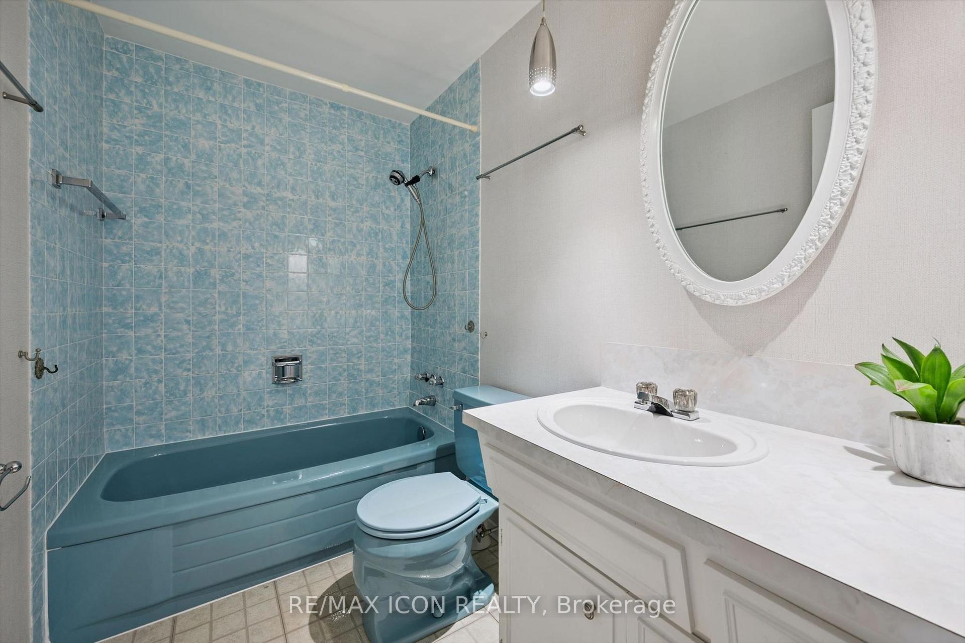 Photo 24 of 43 Lewis Crescent, Kitchener, Centreville Chicopee — HOMEH