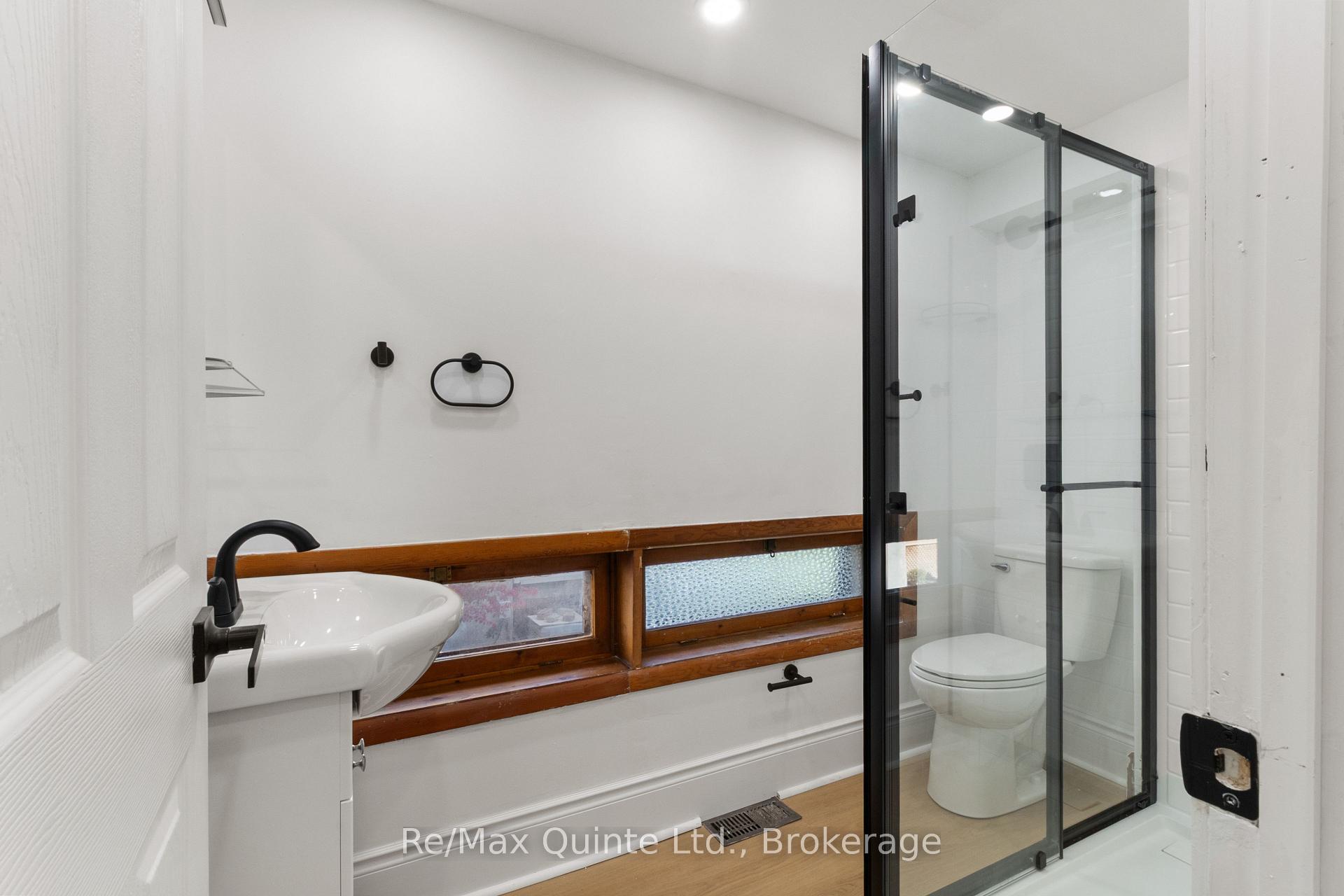 Photo 11 of Unit B, 163 Albert Street, Belleville, Belleville Ward — HOMEH