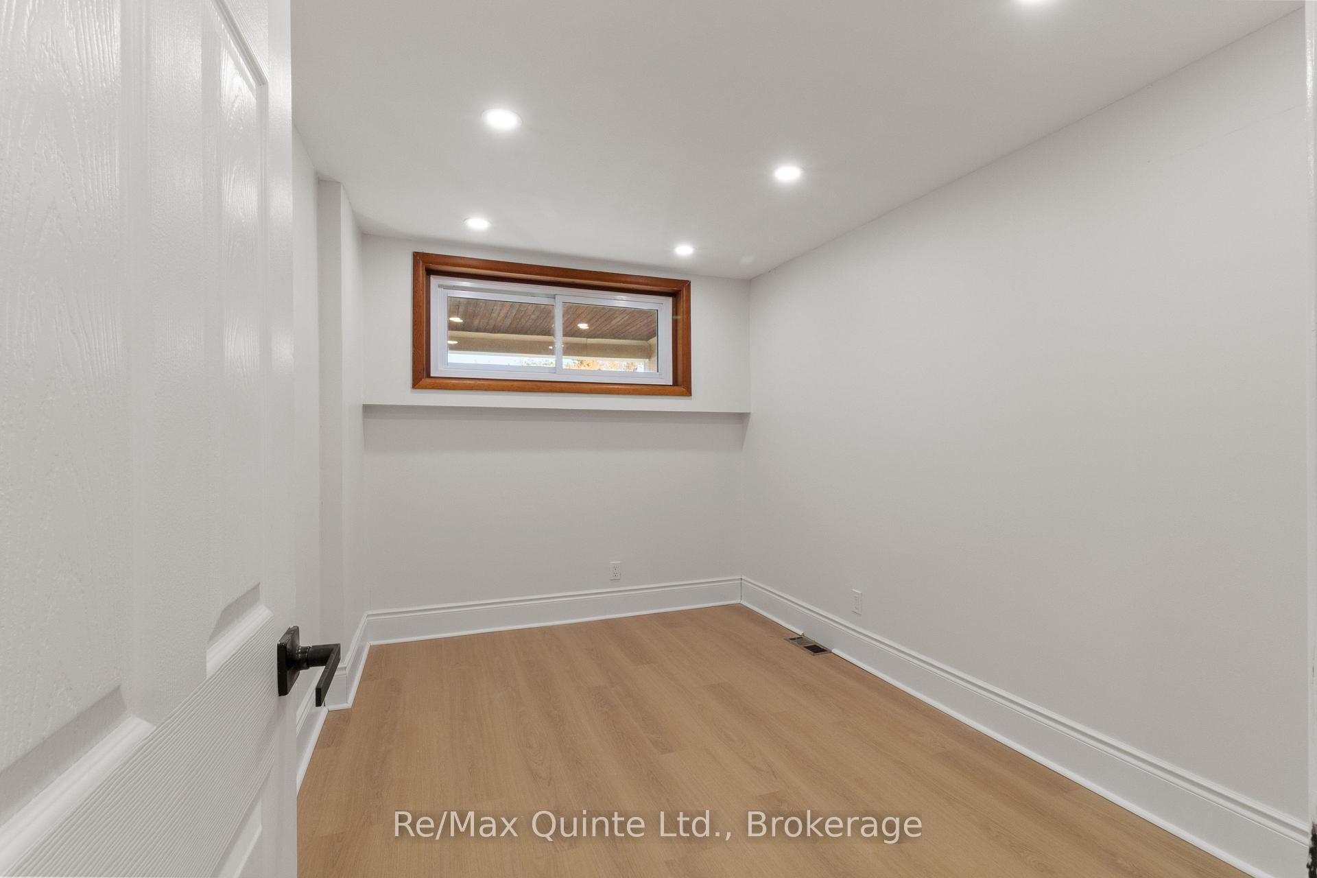 Photo 12 of Unit B, 163 Albert Street, Belleville, Belleville Ward — HOMEH