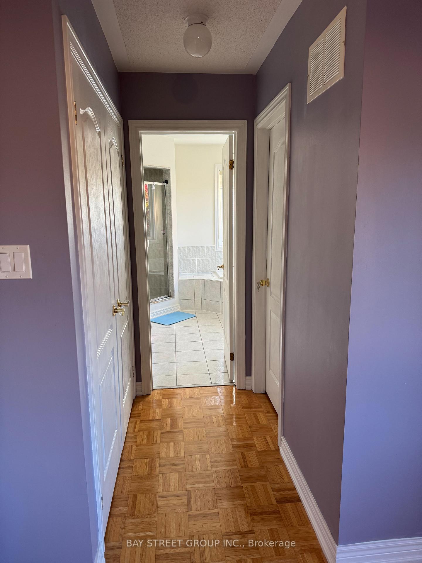 Photo 9 of 305 Shirley Drive, Richmond Hill, Rouge Woods — HOMEH