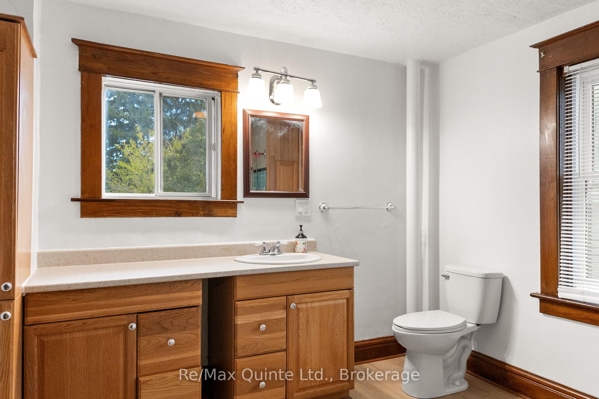 Photo 29 of 163 Albert Street, Belleville, Belleville Ward — HOMEH