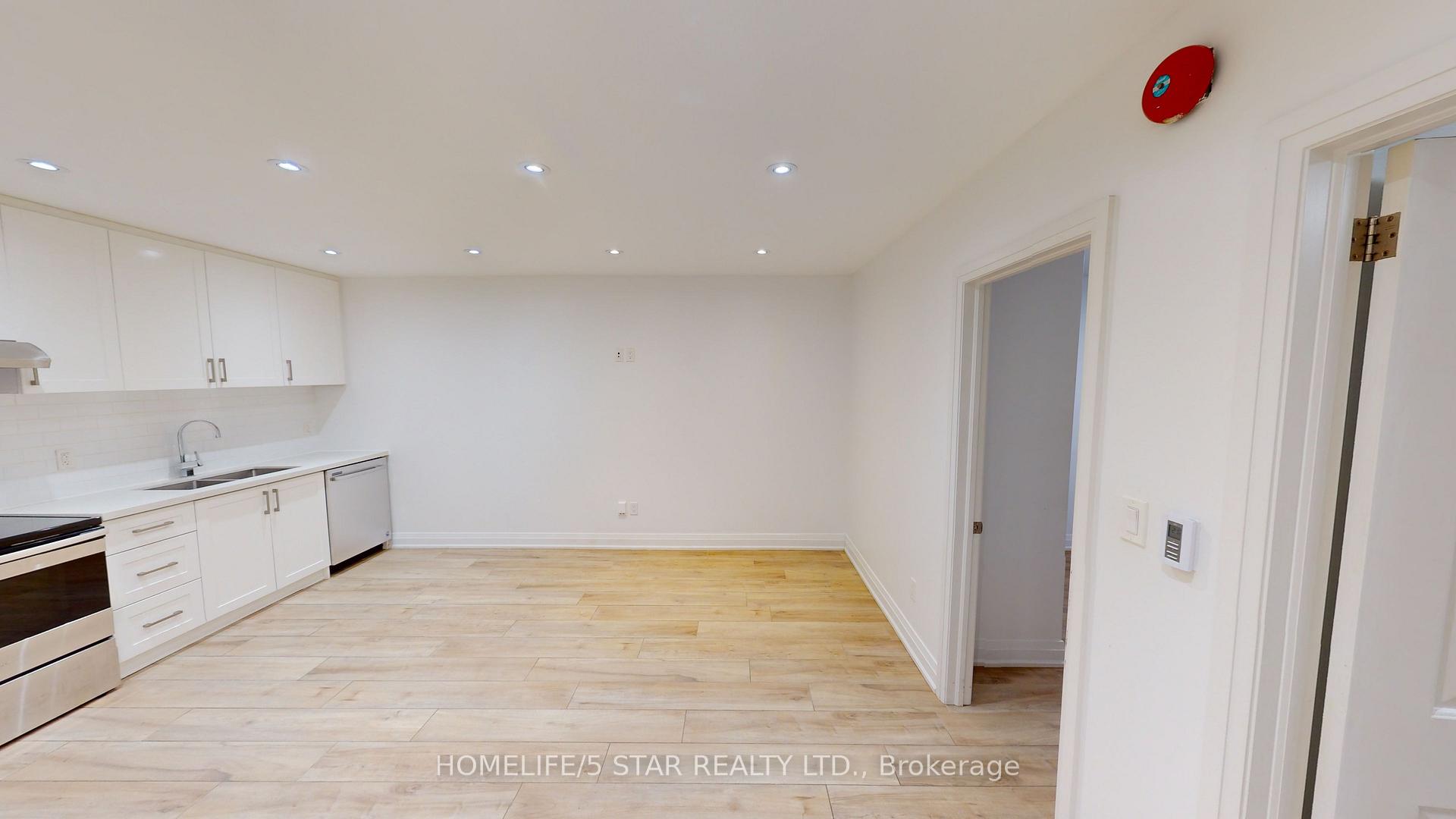 Photo 6 of Unit Bsmt Apt, 45 Dewson Street, Toronto, Palmerston-Little Italy — HOMEH
