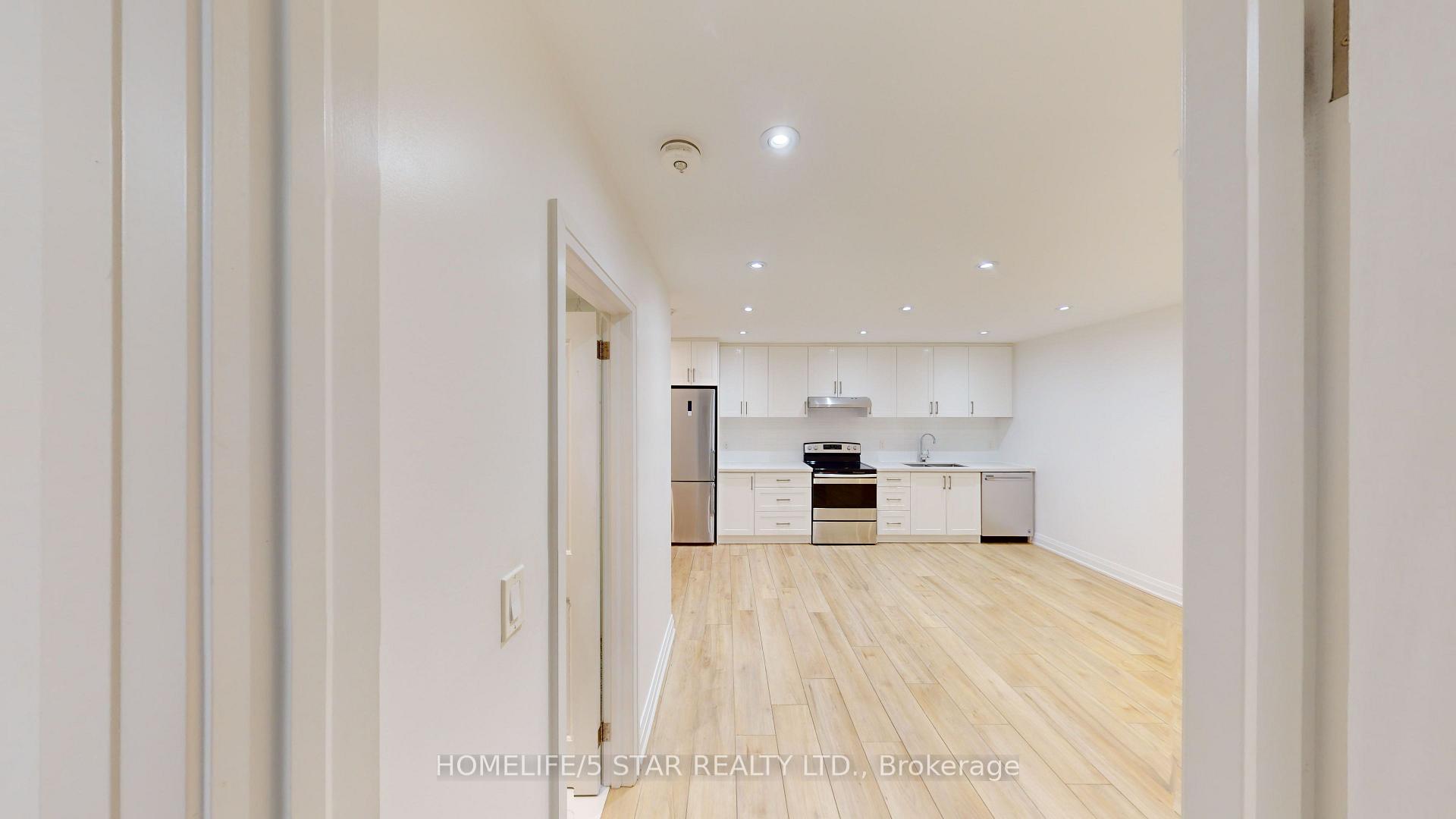 Photo 8 of Unit Bsmt Apt, 45 Dewson Street, Toronto, Palmerston-Little Italy — HOMEH