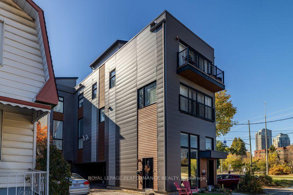 Photo 2 of Unit B, 206 Manchester Avenue, Ottawa, Hintonburg — HOMEH