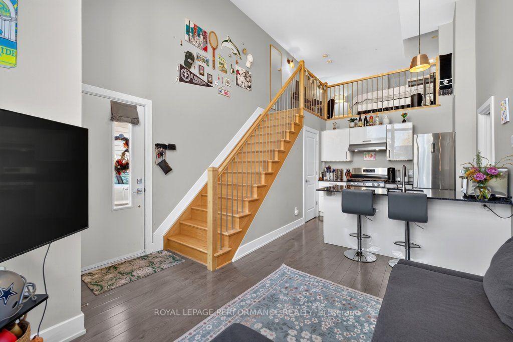 Photo 9 of Unit B, 206 Manchester Avenue, Ottawa, Hintonburg — HOMEH