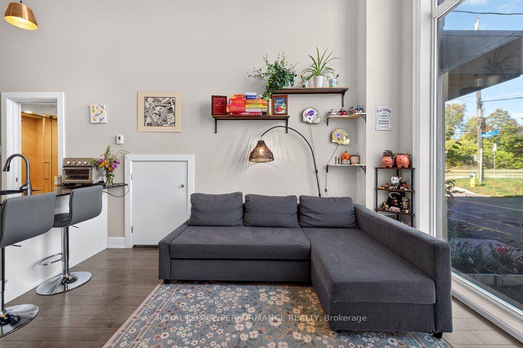 Photo 11 of Unit B, 206 Manchester Avenue, Ottawa, Hintonburg — HOMEH