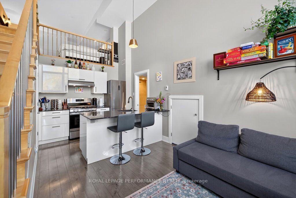 Photo 14 of Unit B, 206 Manchester Avenue, Ottawa, Hintonburg — HOMEH