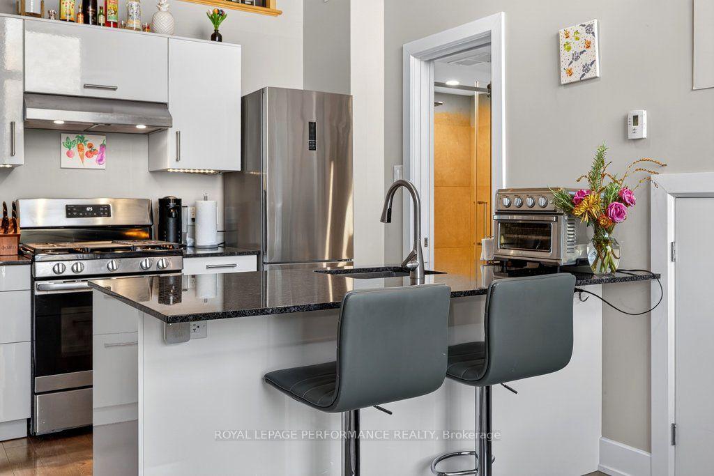 Photo 16 of Unit B, 206 Manchester Avenue, Ottawa, Hintonburg — HOMEH