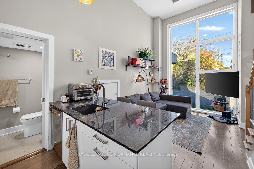 Photo 21 of Unit B, 206 Manchester Avenue, Ottawa, Hintonburg — HOMEH