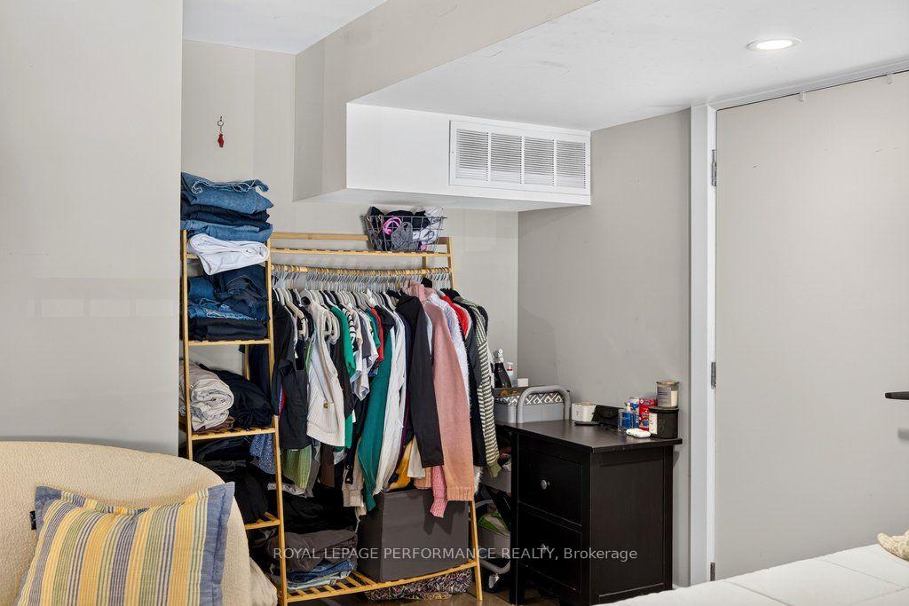 Photo 31 of Unit B, 206 Manchester Avenue, Ottawa, Hintonburg — HOMEH