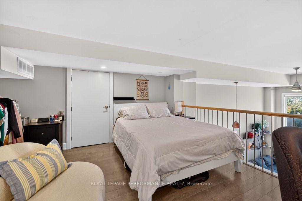 Photo 34 of Unit B, 206 Manchester Avenue, Ottawa, Hintonburg — HOMEH