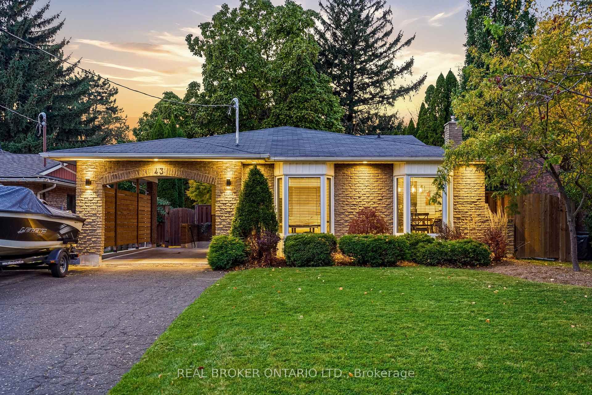 Photo of 43 Shoreline Drive