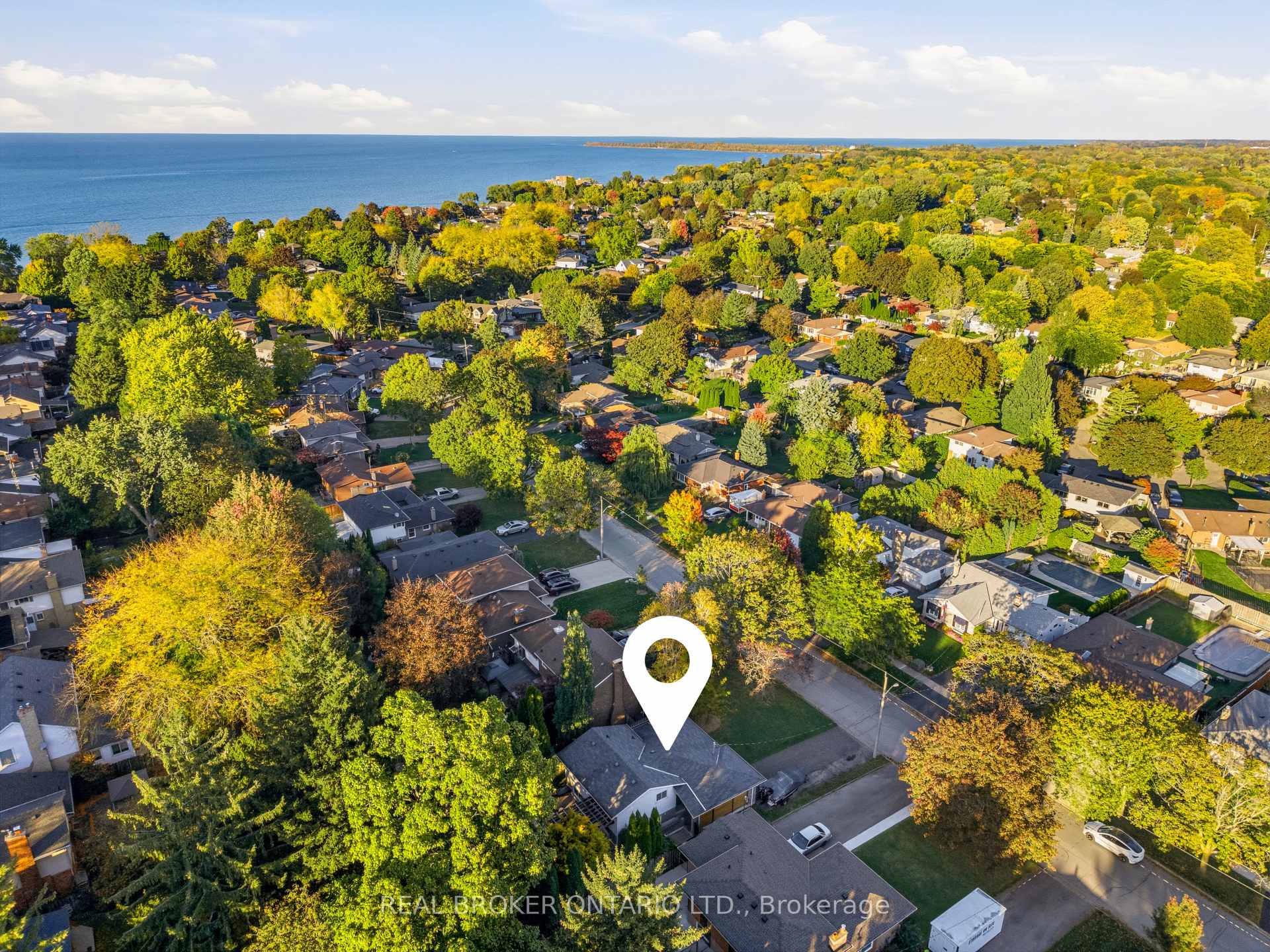 Photo 3 of 43 Shoreline Drive, St. Catharines, Lakeshore — HOMEH