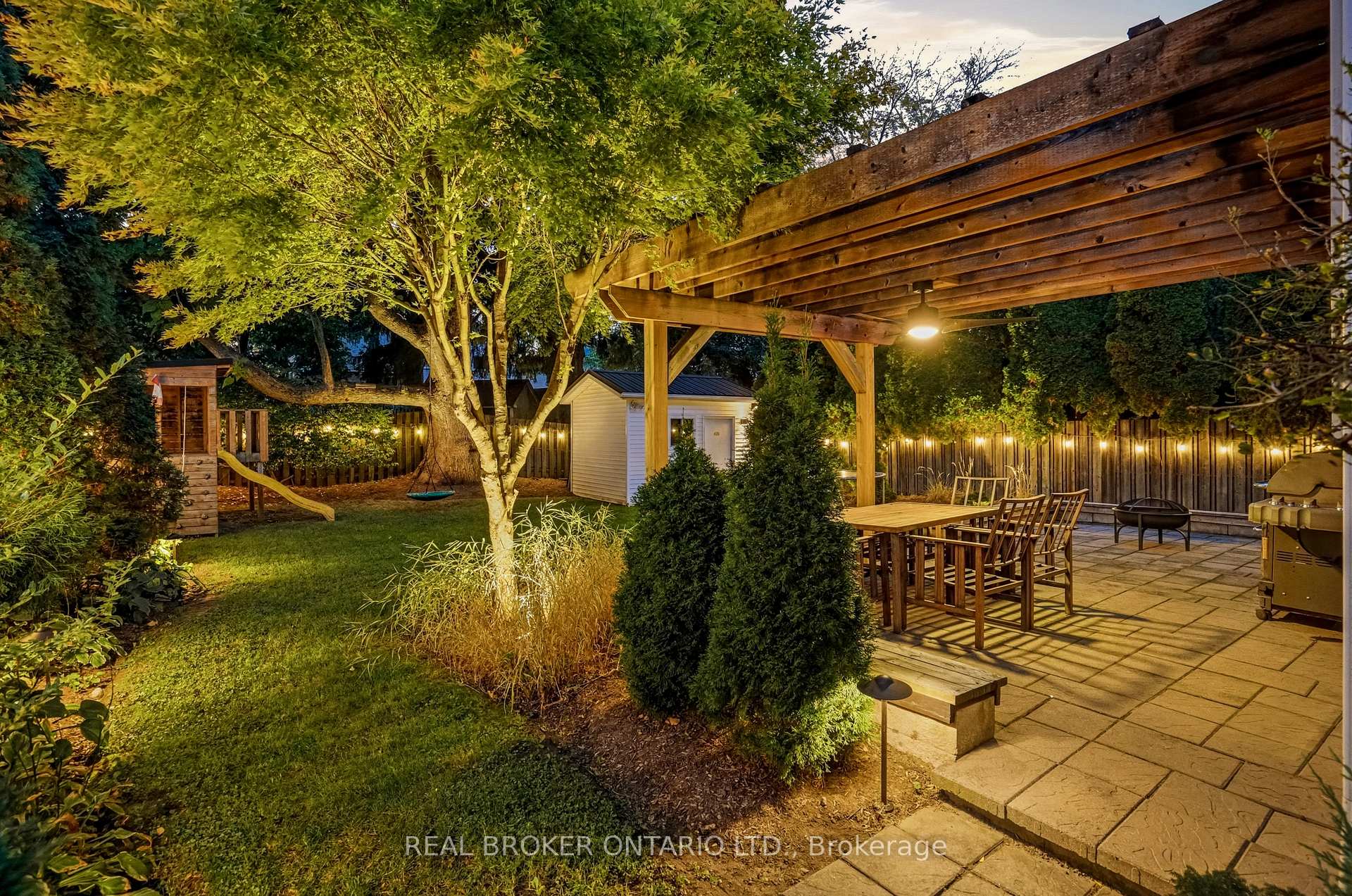 Photo 5 of 43 Shoreline Drive, St. Catharines, Lakeshore — HOMEH
