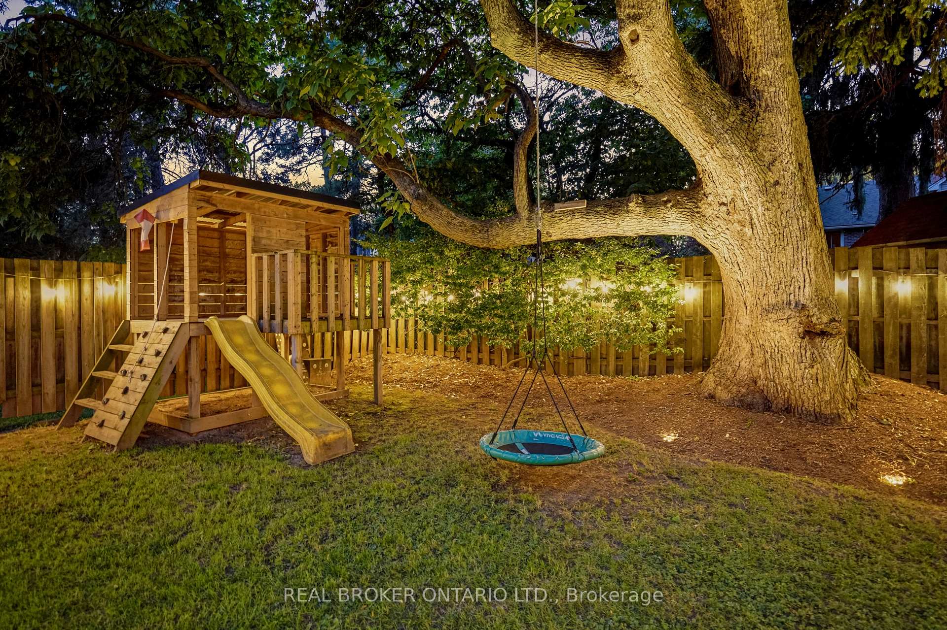 Photo 7 of 43 Shoreline Drive, St. Catharines, Lakeshore — HOMEH