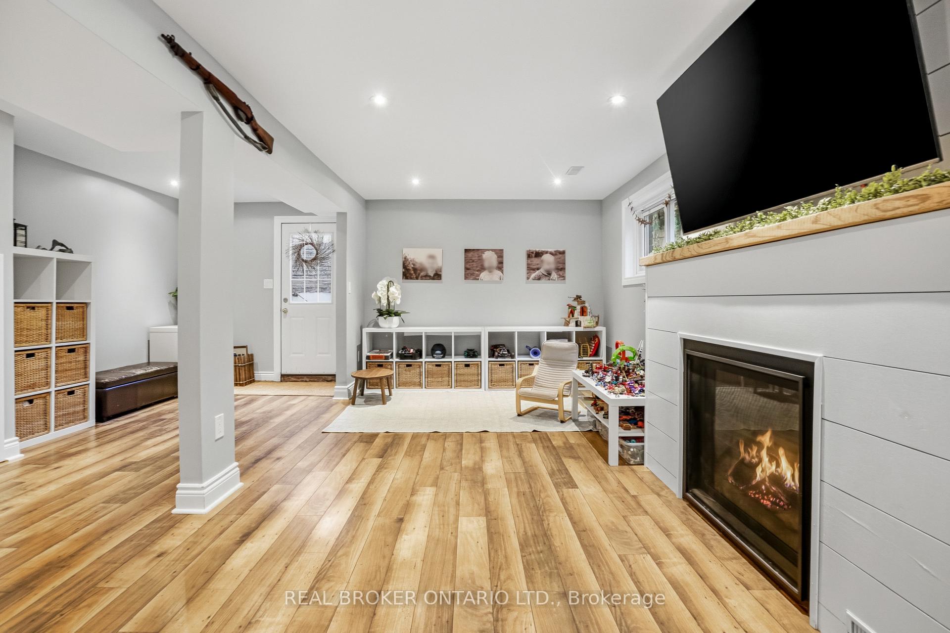 Photo 18 of 43 Shoreline Drive, St. Catharines, Lakeshore — HOMEH
