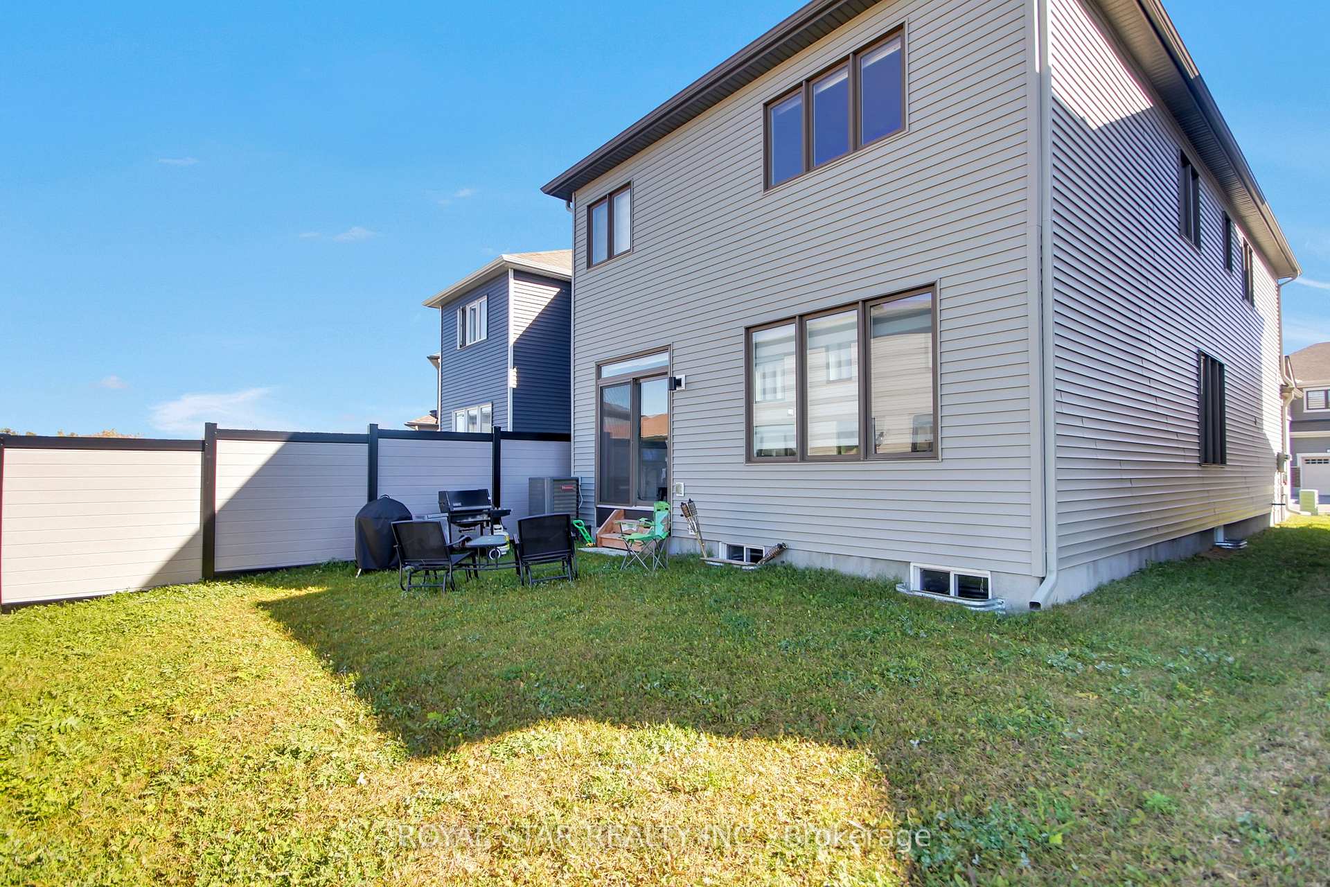 Photo 27 of 533 Filly Terrace N, Ottawa, Richmond — HOMEH