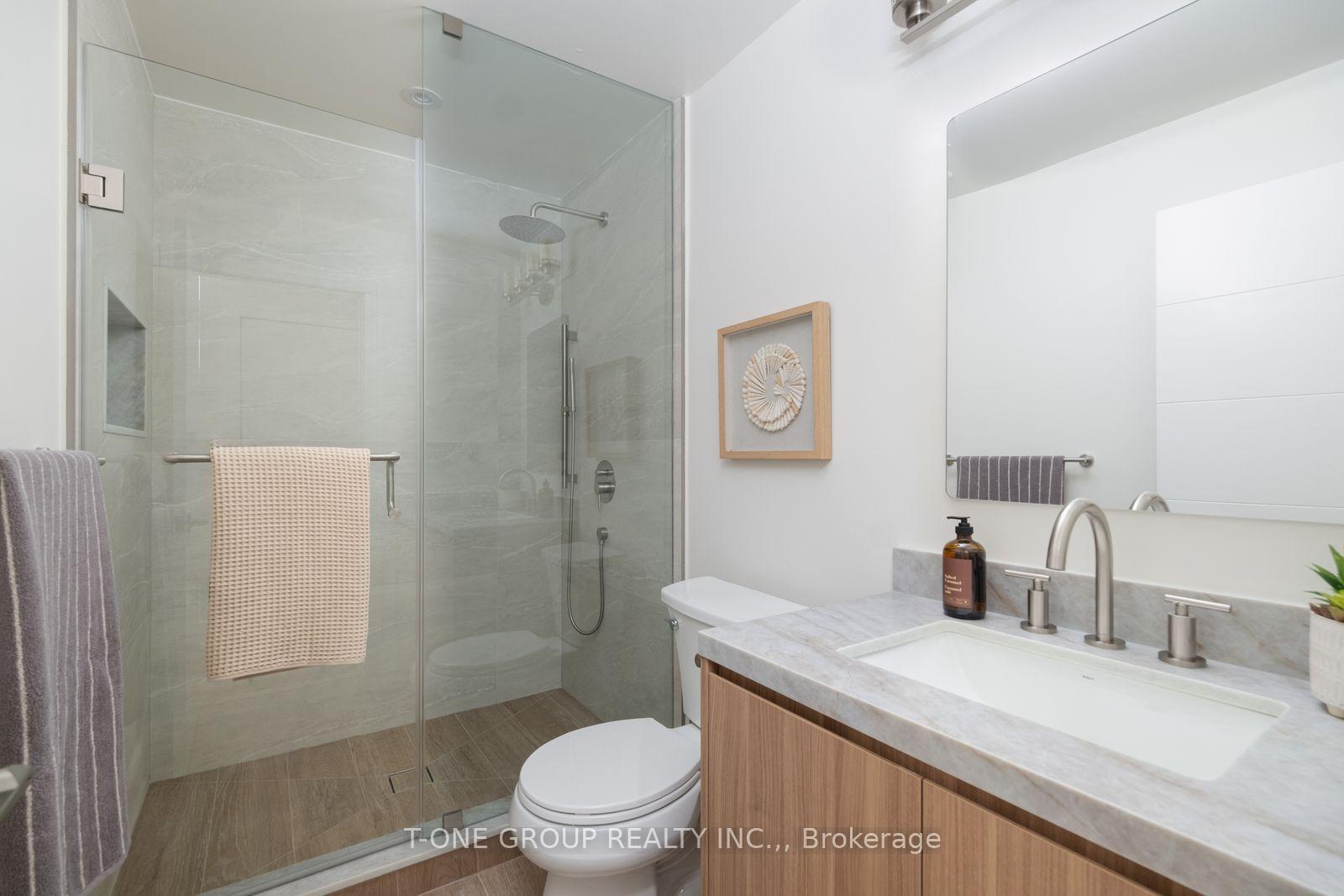 Photo 32 of 442 Margueretta Street, Toronto, Dovercourt-Wallace Emerson-Junction — HOMEH