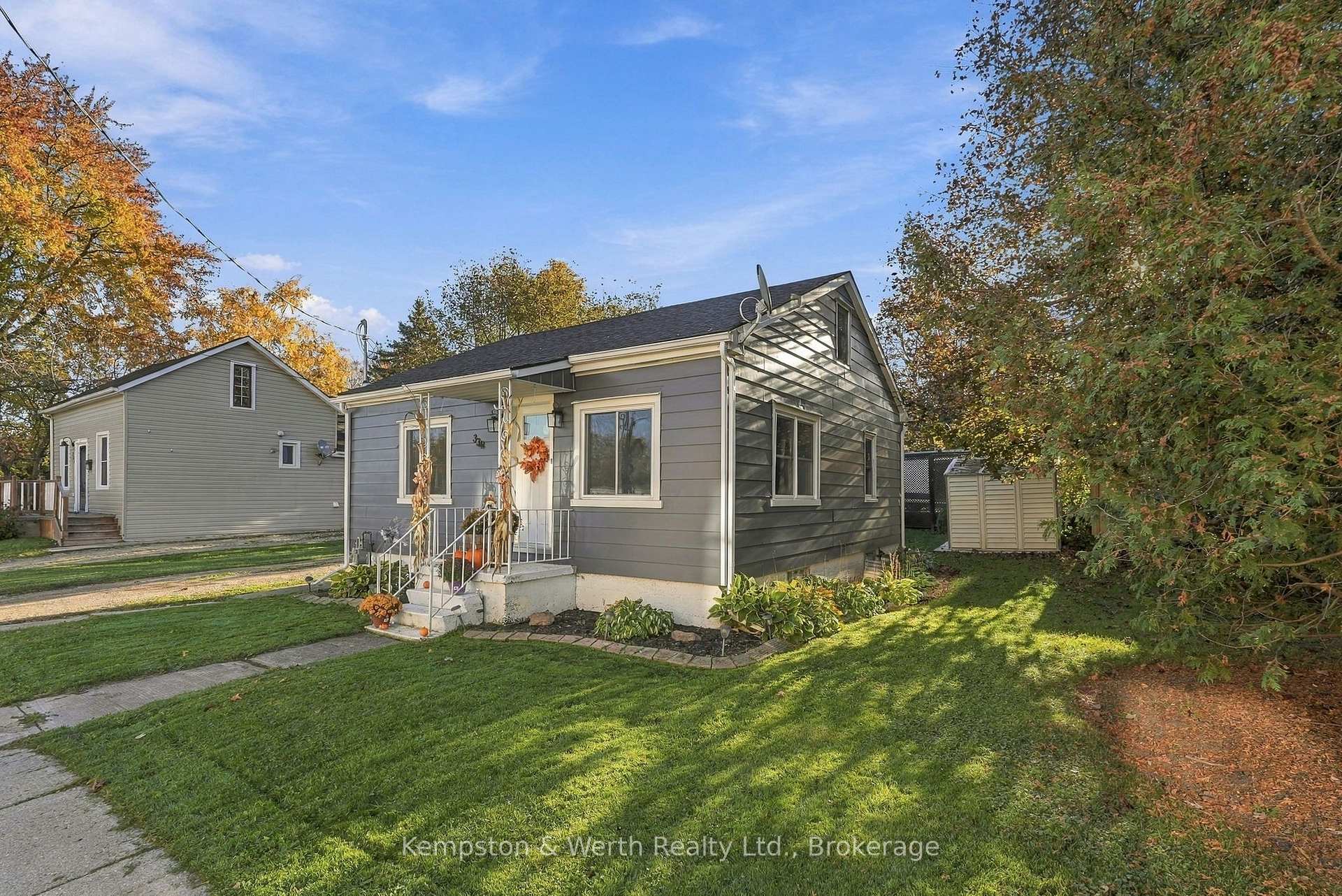 Photo 2 of 334 Davidson Avenue N, North Perth, Listowel — HOMEH