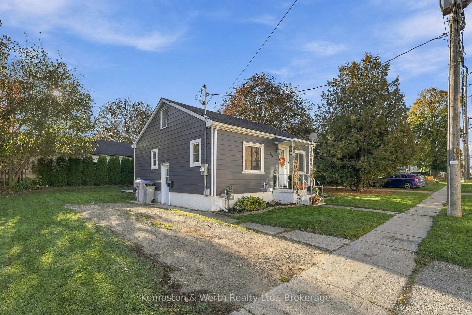 Photo 3 of 334 Davidson Avenue N, North Perth, Listowel — HOMEH