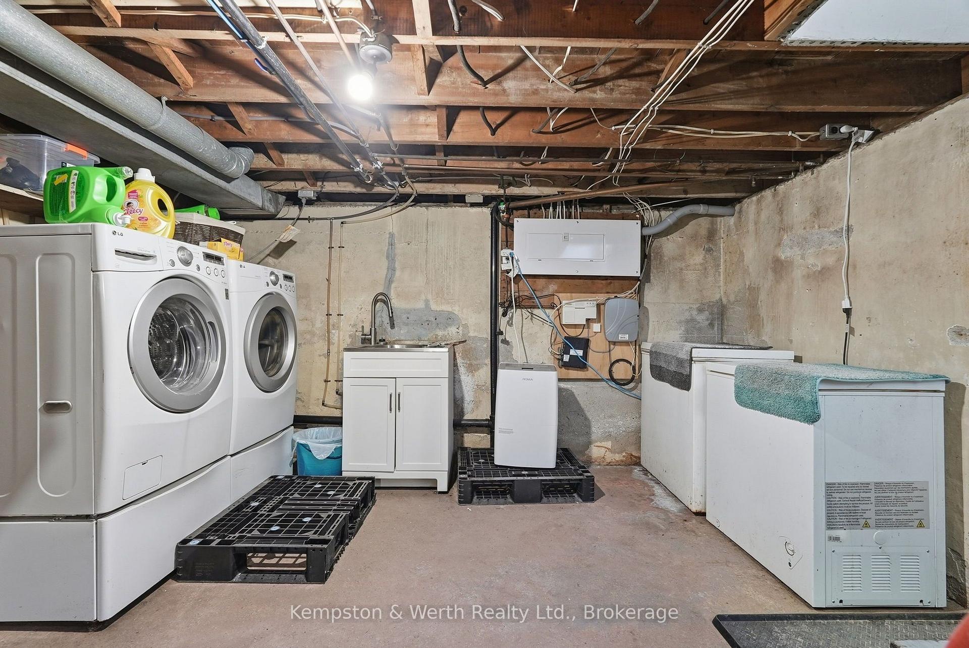 Photo 18 of 334 Davidson Avenue N, North Perth, Listowel — HOMEH